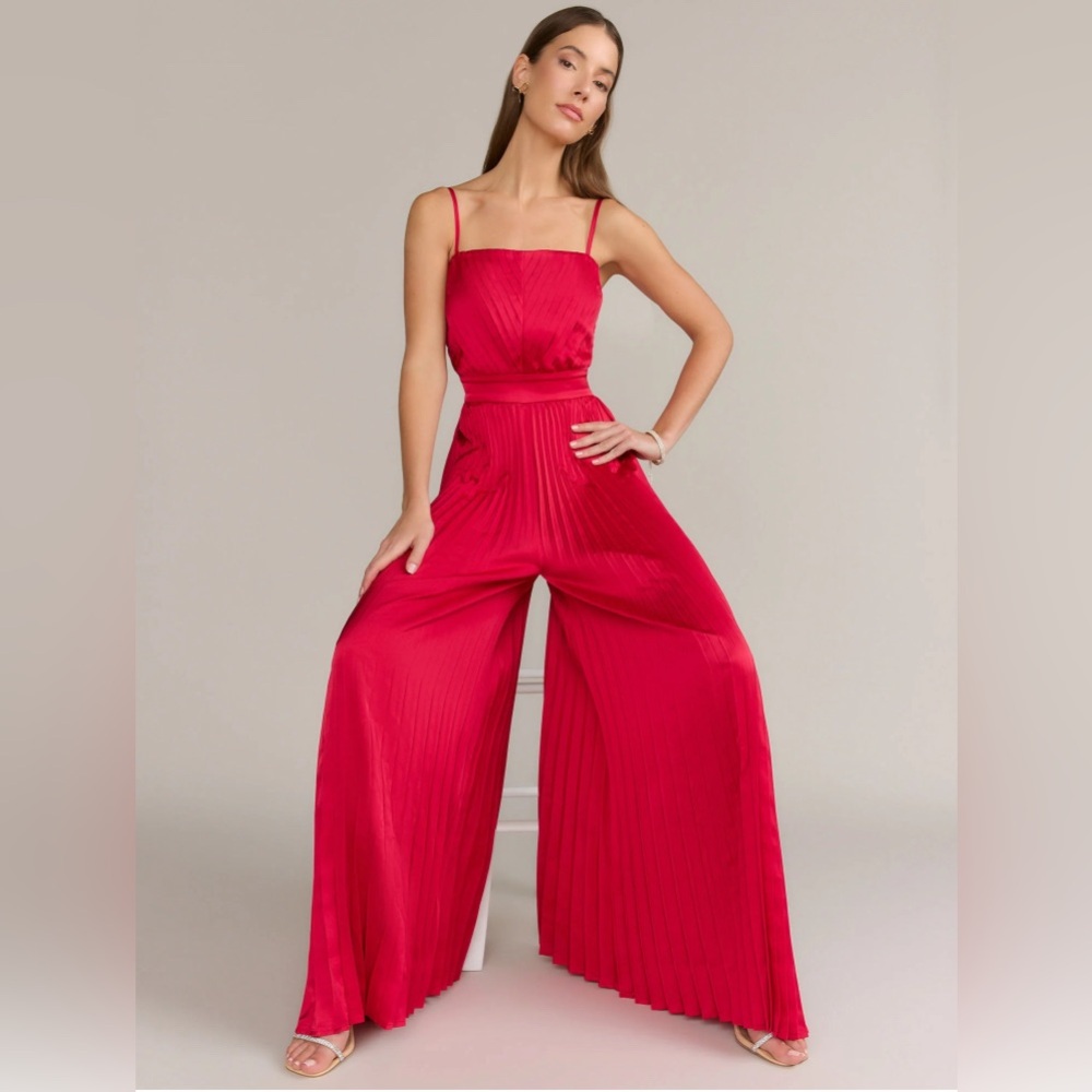 NWT Flying Tomato Sleeveless Pleated Wide Leg Jumpsuit Size Small
